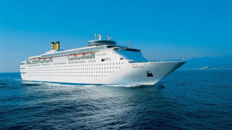 most luxurious cruise in india